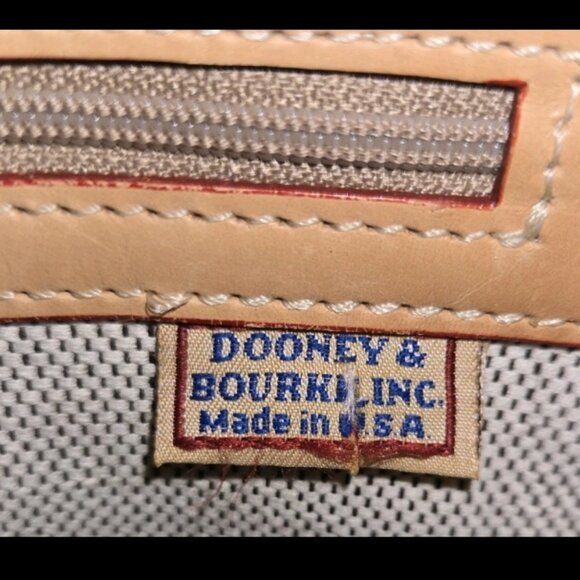 VINTAGE DOONEY & BOURKE 1975 with certificate Y2K Monogram DB - Picture 2 of 8